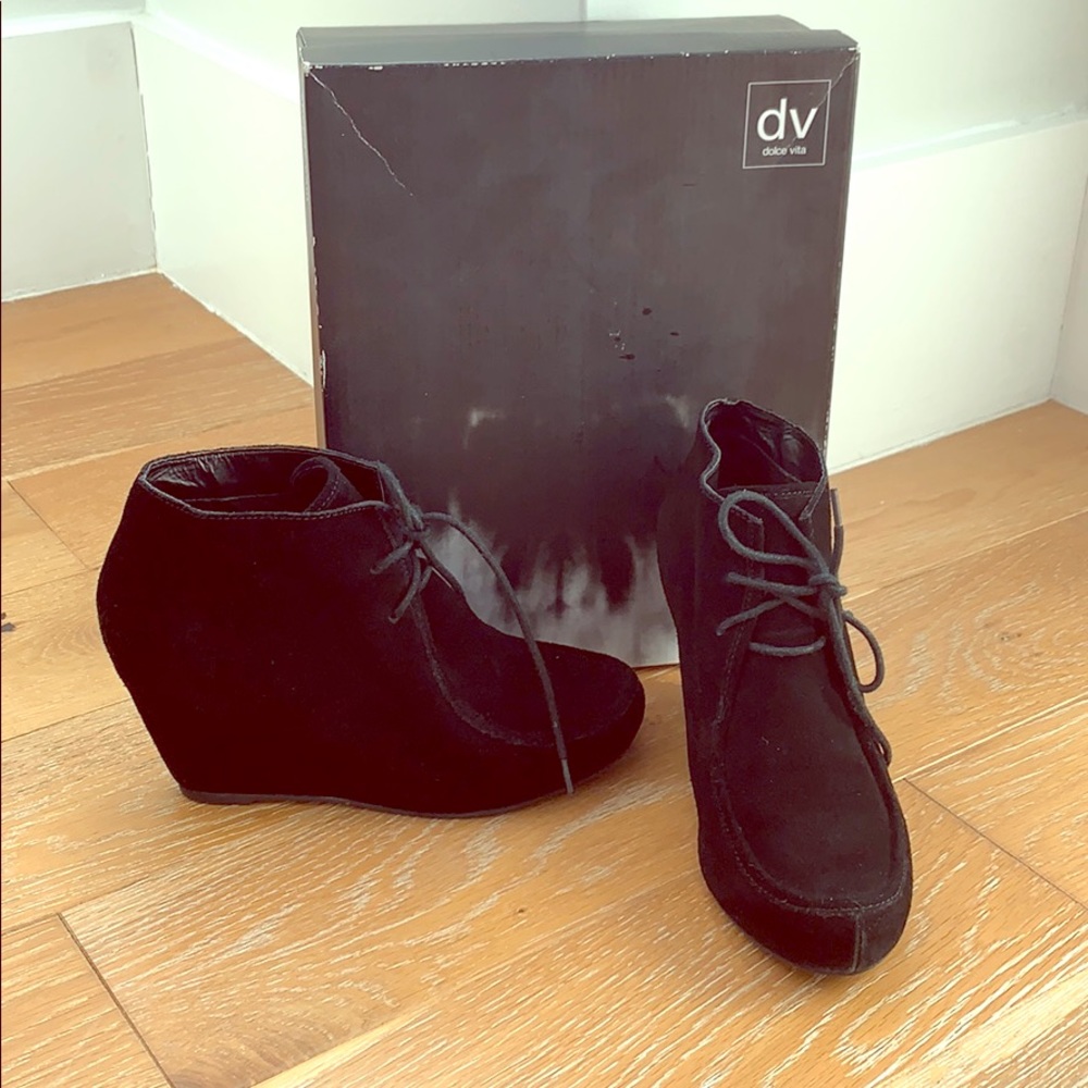 Dolce Vita Black Suede wedge booties